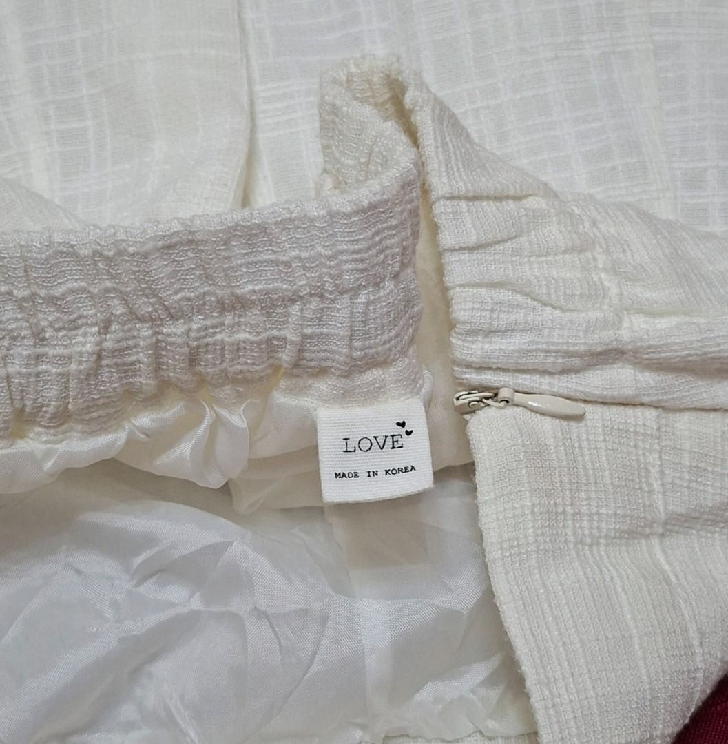 Love Off-White Skirt Size Small (Preloved) (Category: Skirts) located in Iligan City. Submitted by Memag (Listing ID 1436982986, Image 3). Description: *Seller is not an expert to authenticate the item. *like new *fabric - polyester *no issue *size - Small (see photo with the tape measure guide) *elastic band on back side *Due to lighting, color may vary from actual. *make your best offer *MOP - GCash + Php 69 shipping fee thru J&T courier. .