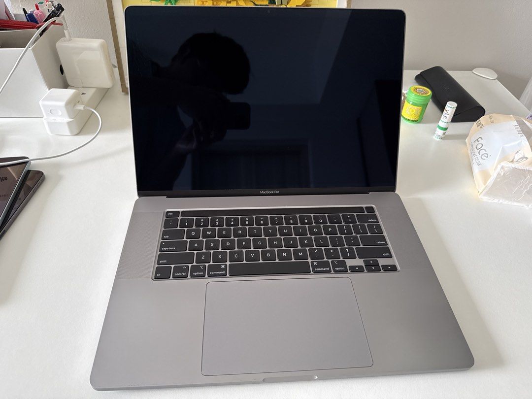 MacBook Pro 16-inch (2019) - 1TB SSD477652387355709442