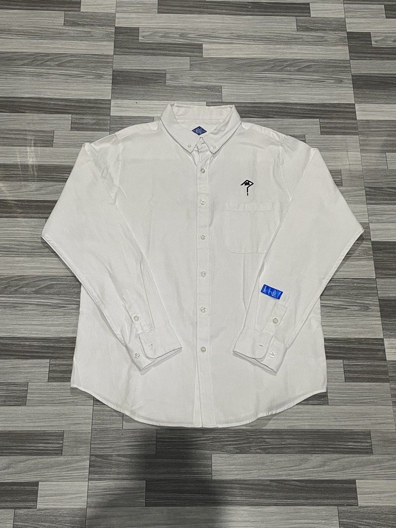 Madness Long Sleeve Button Down Shirt XXL (Category: Tshirts & Polo Shirts ) located in Caloocan City. Submitted by thriftkidd2024 (Listing ID 1437001505, Image 1). Description: [ Madness Formal Polo Longsleeve ] XXL on tag width: 22 length: 29 As new Condition 10/10 color rate no issue Flawless 579 free sf Makati City📍 DM TO PURCHASE 📍📥📥 .
