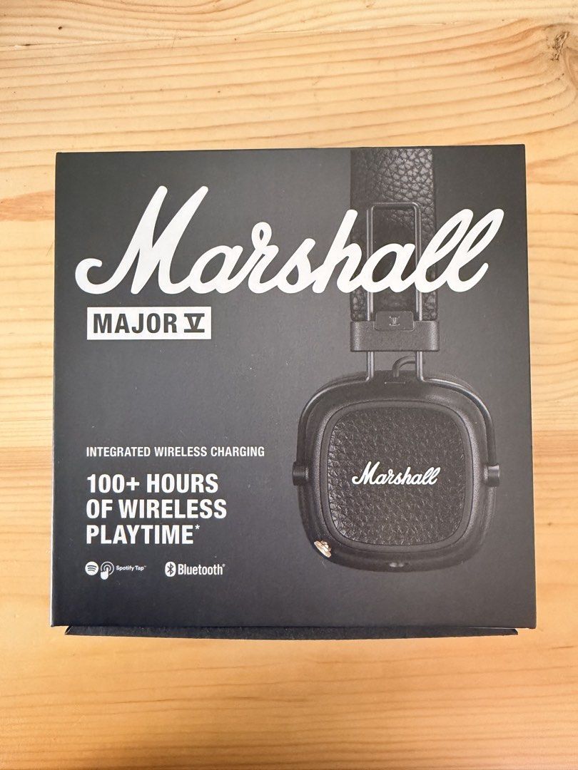 Marshall Major V Wireless Headphones (Category: Headphones & Headsets) located in Tabaco. Submitted by keen.wittygal (Listing ID 1436862132, Image 3). Description: - Marshall Major V headphones - Black color - Includes original box - Wireless charging - Over 100 hours of wireless playtime - Bluetooth connectivity - Spotify Tap enabled.