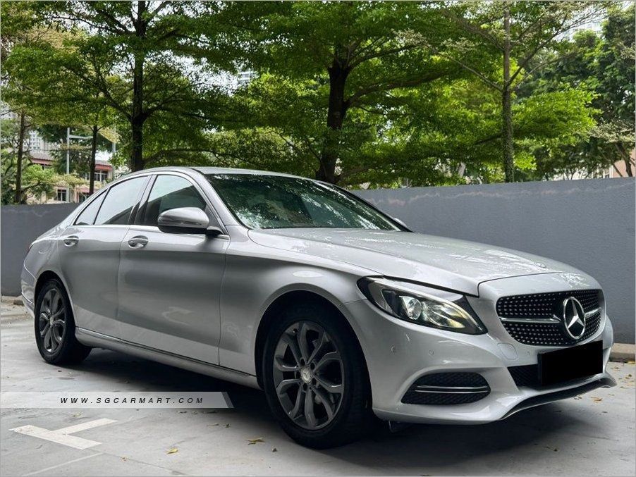 Mercedes-Benz C-Class Saloon C180 Exclusive (A) (Category: Used Cars) located in Singapore. Submitted by lokthedock (Listing ID 1436972307, Image 3). Description: Selling a well maintained C180. Changed fresh set of tyres and just did full servicing. All good to pass this baby to new hands for those who wants a classy Mercedes at an entry price point. .
