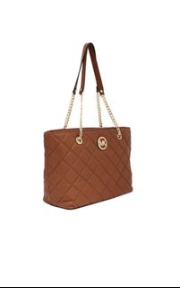(Category: ) located in . Submitted by generalstore (Listing ID 1436972187, Image 1). Description: .