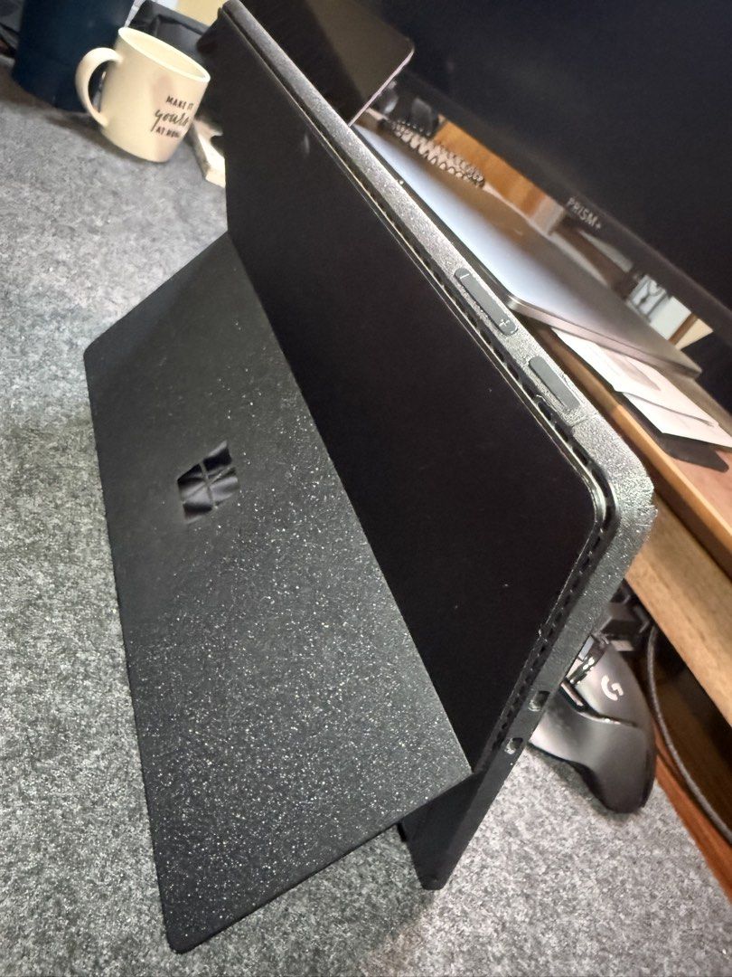 Microsoft Surface Pro 9 Laptop with Keyboard449592803103887362