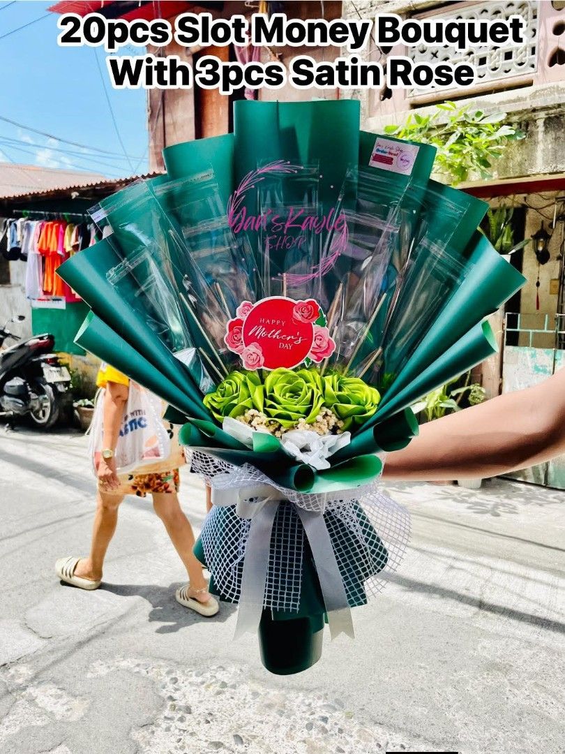 Mother's day boquet (Category: Announcements) located in Manila. Submitted by gina_03 (Listing ID 1436903162, Image 2). Description: available made to order po pm or direct message pa reserved na po for tomorrow payment thru gcash via lalamove.