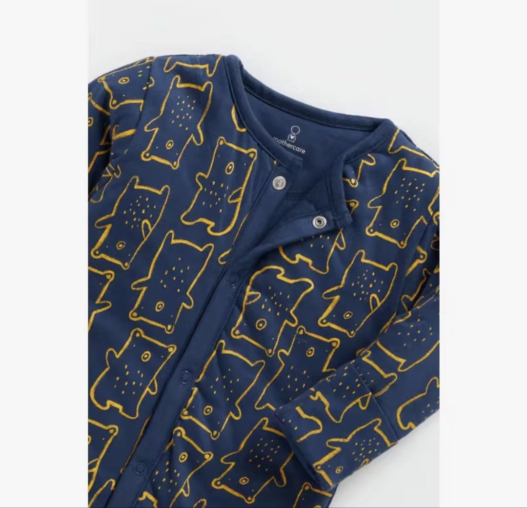Next Baby Bear Print Onesie (Category: Babies & Kids Fashion) located in Manila. Submitted by cococrunch13 (Listing ID 1436840259, Image 3). Description: 6-9 mos in tag - washed with cycles, but never used bec it wasn’t that cold when we went to Japan this March. - Navy blue onesie - Gold bear print - Long sleeves - Attached feet - Snap closure - Soft, comfortable material.
