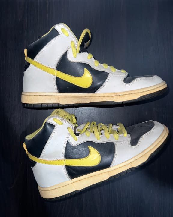 Nike All on sale (Category: Sneakers) located in Manila. Submitted by dreamonn (Listing ID 1436835127, Image 2). Description: ALL US 9-9.5 Orig all on hand Dm for details .