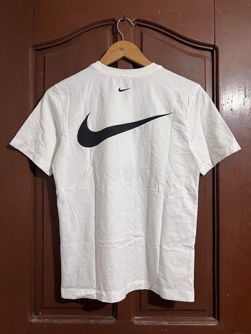 Nike White Swoosh Pack Shirt (Category: Tshirts & Polo Shirts ) located in Manila. Submitted by thriftpoint99 (Listing ID 1436850664, Image 2). Description: 18x24.5 No issue Excellent condition.