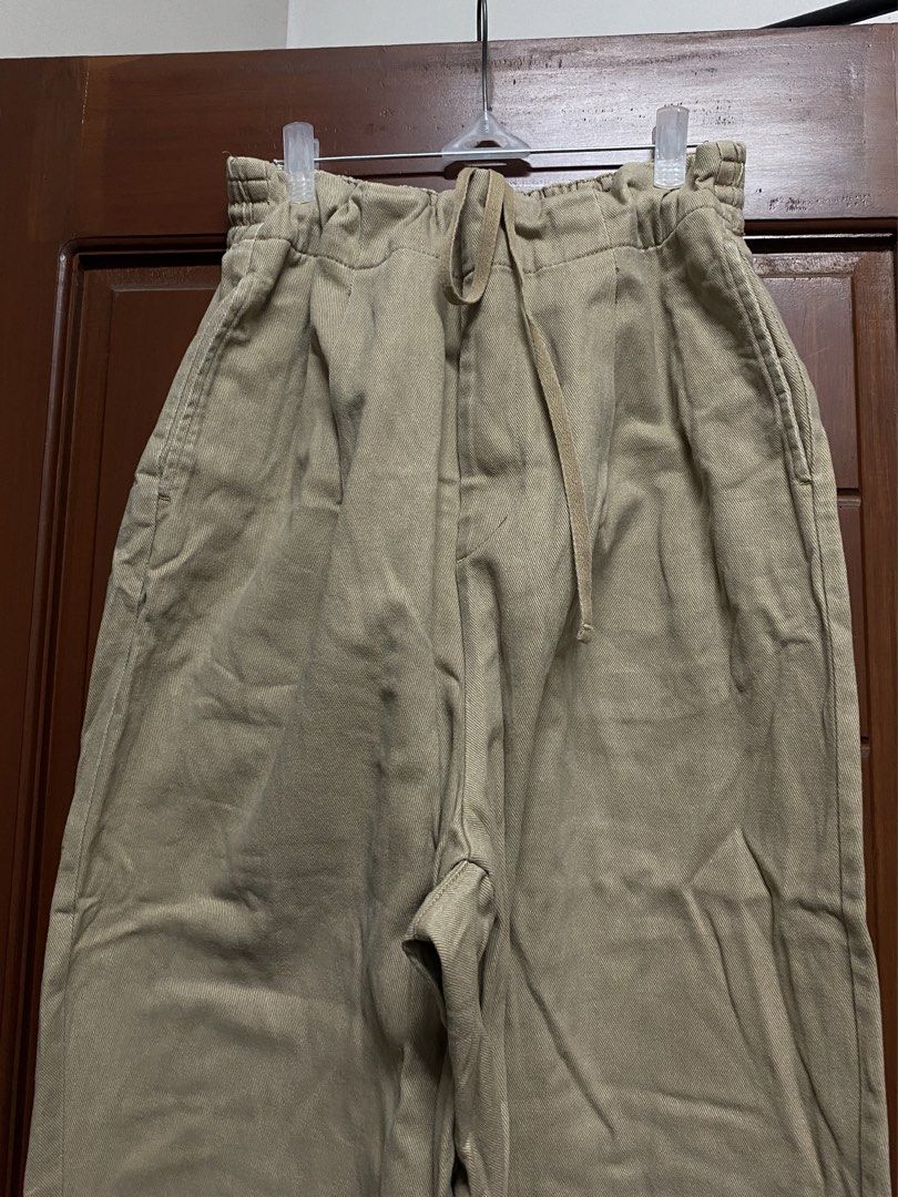 Niko and… Balloon Pants (Category: Chinos) located in Davao. Submitted by workmensph (Listing ID 1436995632, Image 2). Description: Niko and… Balloon Pants Waist: 30-32” Length: 36.5” Leg Opening: 9.5” Excellent Condition .