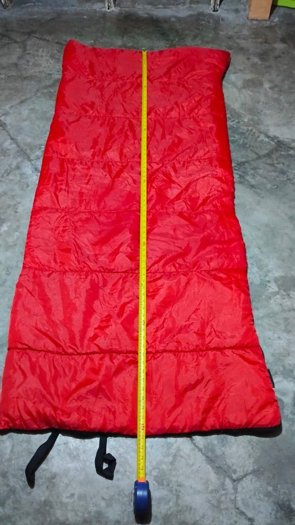 Ozark Trail Sleeping Bag (Category: Hiking & Camping) located in San Ildefonso. Submitted by rigor32eva20161 (Listing ID 1436932841, Image 1). Description: - Ozark Trail sleeping bag - Approximately 76 inches long - Black zipper and straps.