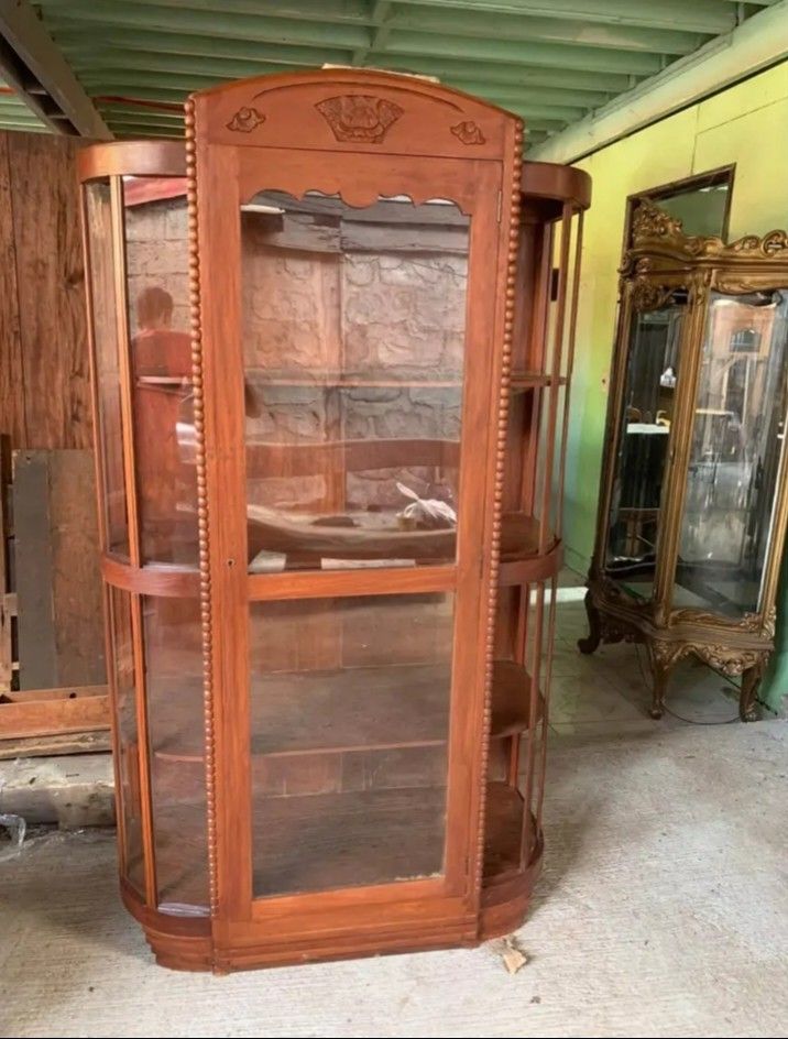 Platera aparador (Category: Shelves, Cabinets & Racks) located in Manila. Submitted by carmelites36250 (Listing ID 1436889263, Image 3). Description: Platera aparador solid narra fully restored good condition Price-16500.