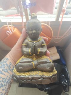 (Category: ) located in . Submitted by worldofamulets888 (Listing ID 1397714375, Image 1). Description: .