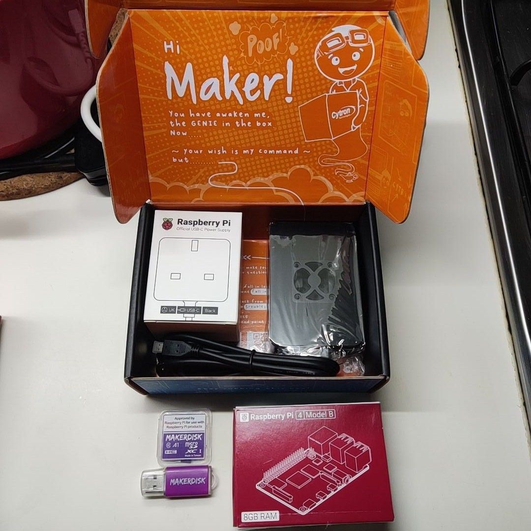 Raspberry Pi 4 Model B 8GB Kit with Accessories449492054107770880