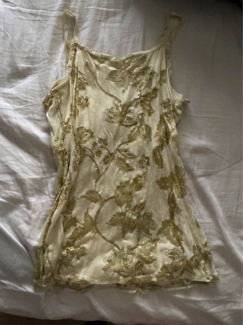 Reworked Sequin Floral Tank Top (Category: Sleeveless) located in Pasay City. Submitted by robinesbin (Listing ID 1436897301, Image 2). Description: - Floral print tank top with sequins - Spaghetti straps - Criss-cross back design - Lightweight fabric .