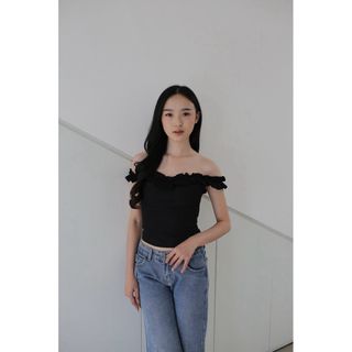 (Kategori: ) berada di . Dikirim oleh preloved.byrubyj (ID iklan 1436900557, Gambar 1). Deskripsi: .