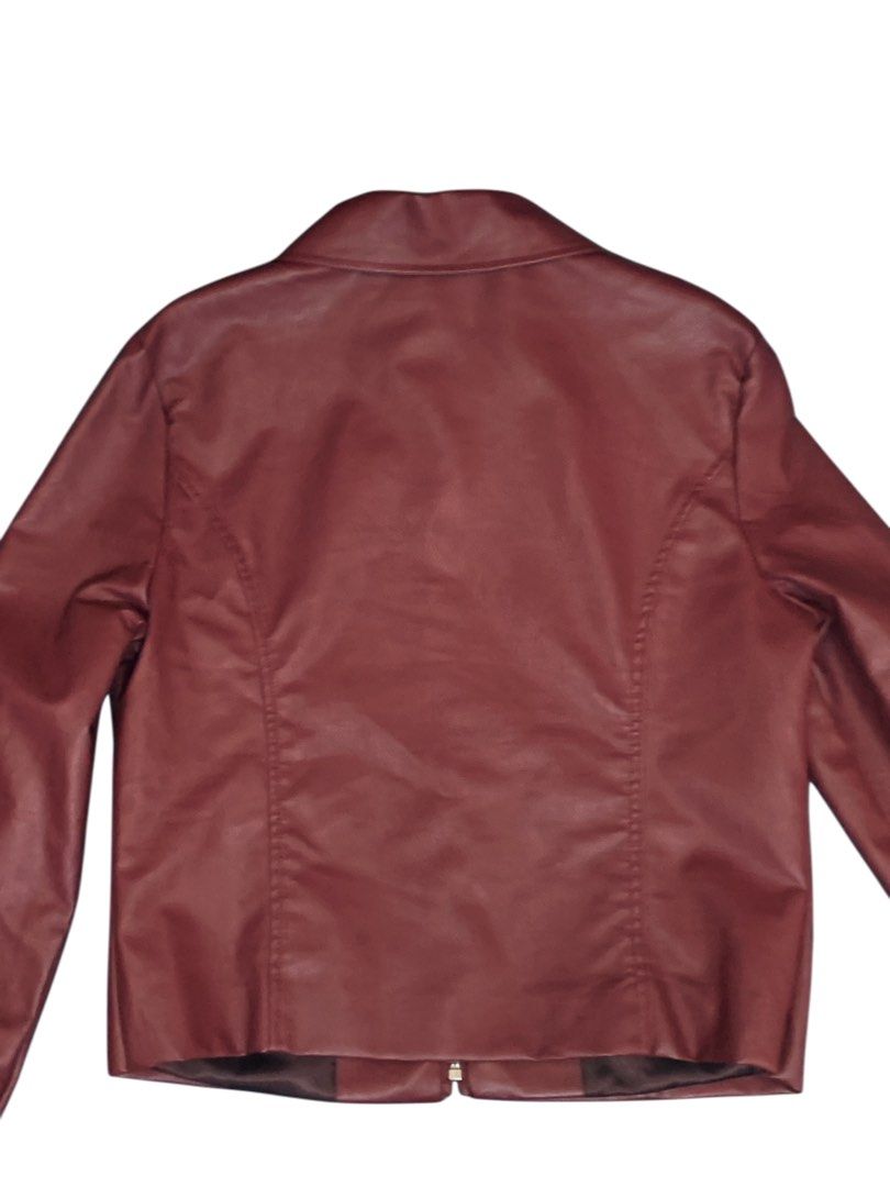 SHEIN Burgundy PU Leather Jacket (Category: Coats, Jackets and Outerwear) located in Naga. Submitted by cydie.finds (Listing ID 1437009183, Image 2). Description: Leather jacket for sale 🖤 * Only worn twice * No flaws/damages * Still in excellent condition Bought for ₱904, selling for ₱700 ✨ .