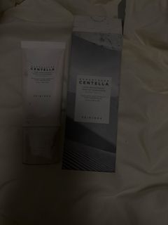 （分類：）位於 。 由 declutterlesgoww 提交（商品編號 1436943163，圖片 1）。簡介： 。