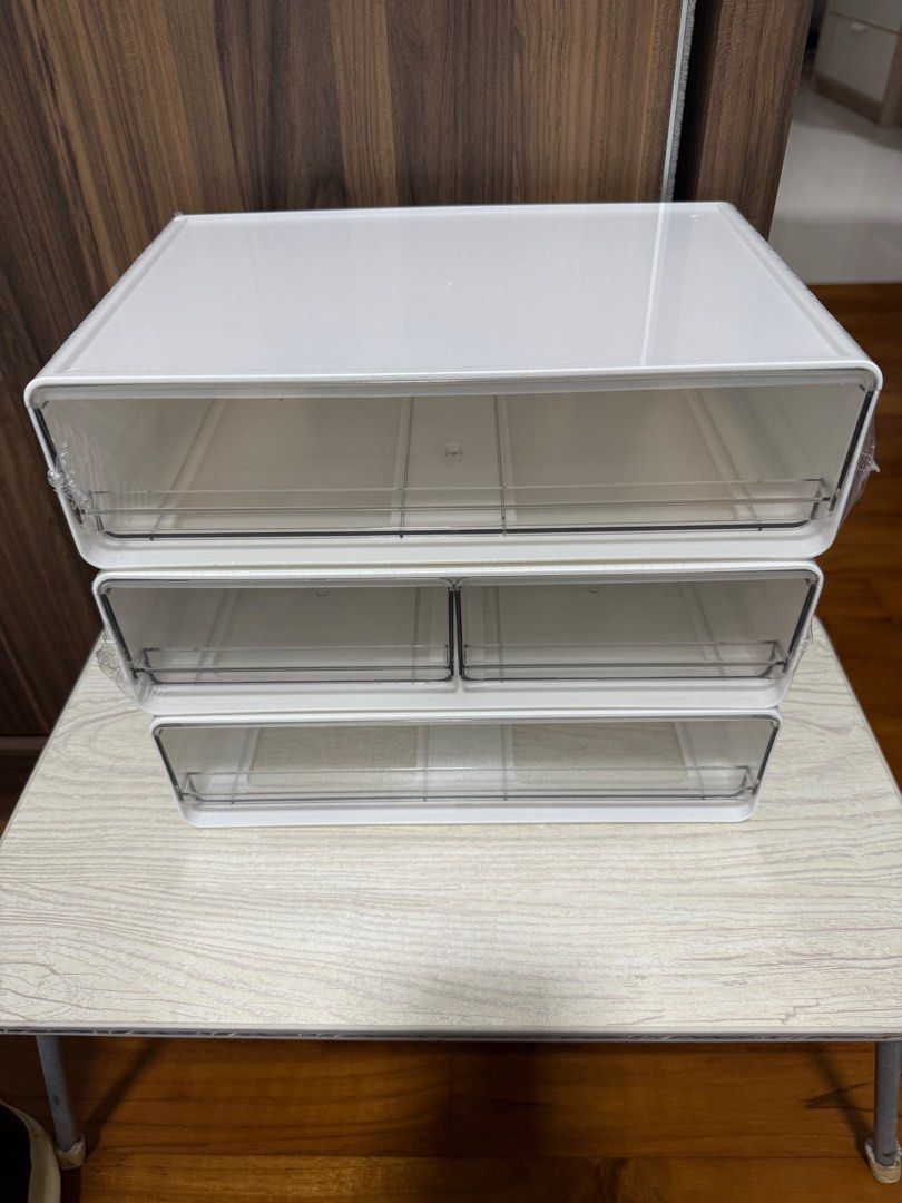 Stackable White Storage Drawers449542951210864640