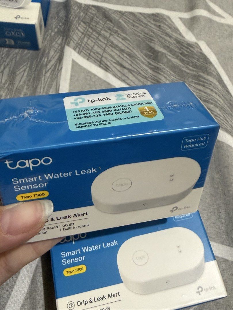 Tapo Smart Water Leak Sensor (T300) (Category: Electrical, Adaptors & Sockets) located in Manila. Submitted by loychaaaaa (Listing ID 1436973017, Image 2). Description: Brand New Tapo Smart Water Leak Sensor (T300) Still sealed RFS: Incorrect model bought.