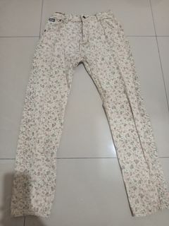 (Kategori: ) berada di . Dikirim oleh myrpos (ID iklan 1436907730, Gambar 1). Deskripsi: .