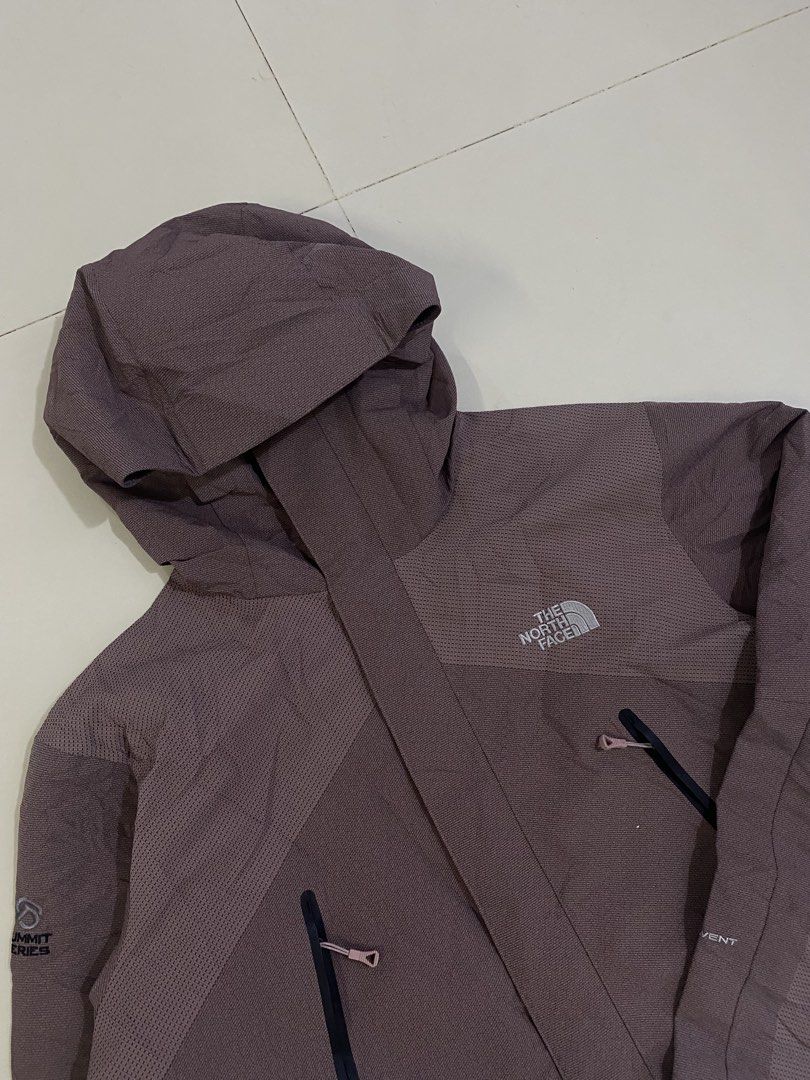 The north face jacket summit series size xxl (Category: Coats, Jackets and Outerwear) located in Cebu City. Submitted by kalong210 (Listing ID 1436913591, Image 2). Description: The northface jacket Summit series Goodcondition Size: xXl See pictures for details.