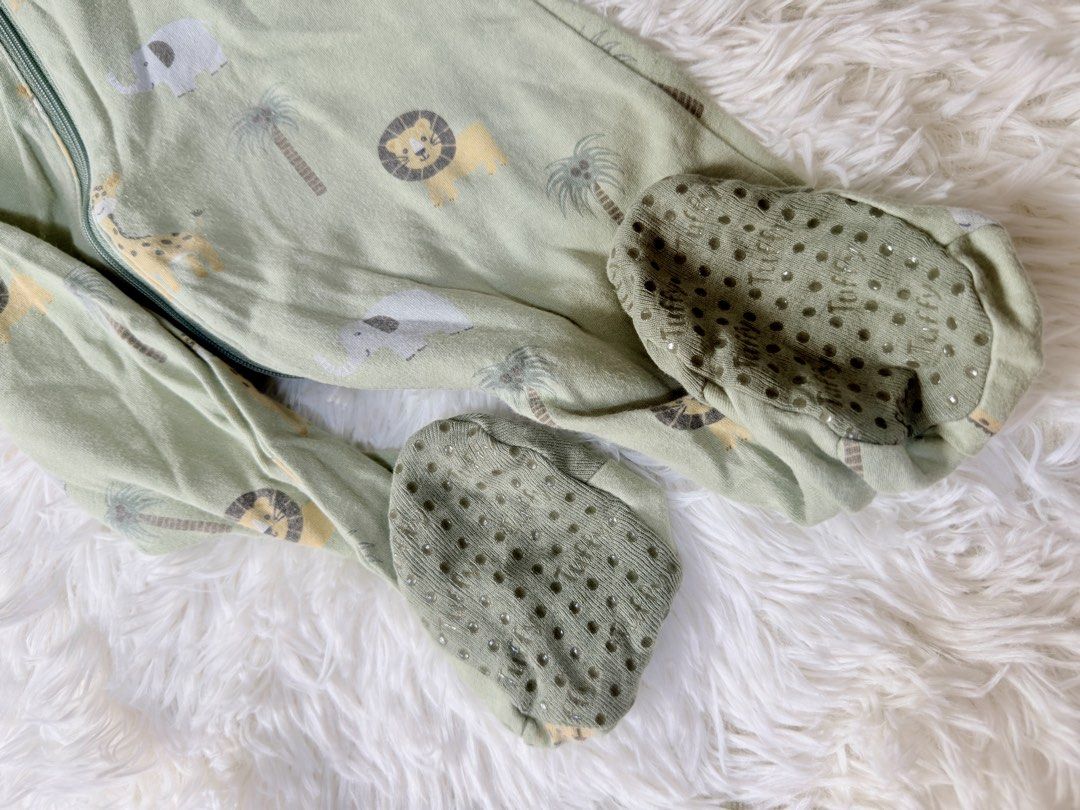 Tuffy Baby Onesie 12 Months (Category: Babies & Kids Fashion) located in Bulacan. Submitted by ta.klowset (Listing ID 1436869005, Image 2). Description: - Tuffy baby onesie with fun safari animal print. - Full-length zipper for easy dressing. - Footed bottoms with grip for - Made from soft and comfortable fabric..