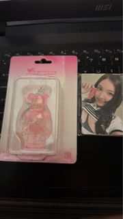 （分類：）位於 。 由 twice_hk_ 提交（商品編號 1436951832，圖片 1）。簡介： 。