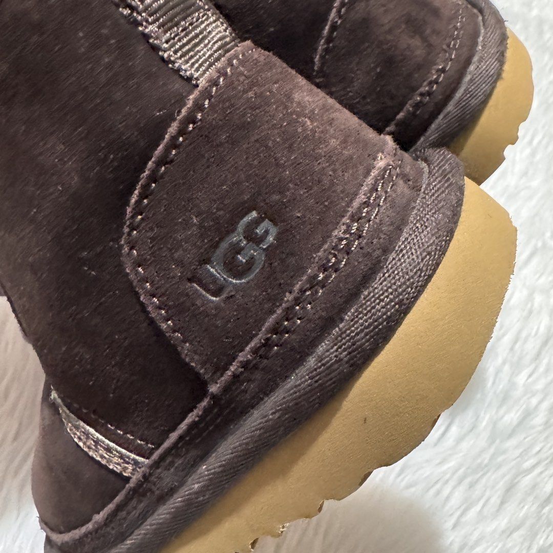 UGG Kids K NEUMEL II Pull-On Boots (17cm) (Category: Babies & Kids Fashion) located in Las Pinas. Submitted by defg35 (Listing ID 1436892310, Image 2). Description: Brand new, no box.