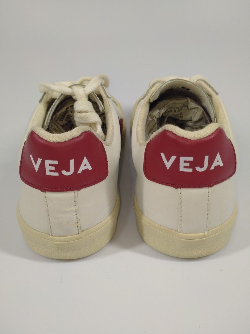 VEJA SNEAKERS (Category: Sneakers) located in Baguio. Submitted by dansteals (Listing ID 1436879802, Image 3). Description: VEJA SIZE 36 EXCELLENT CONDITION.