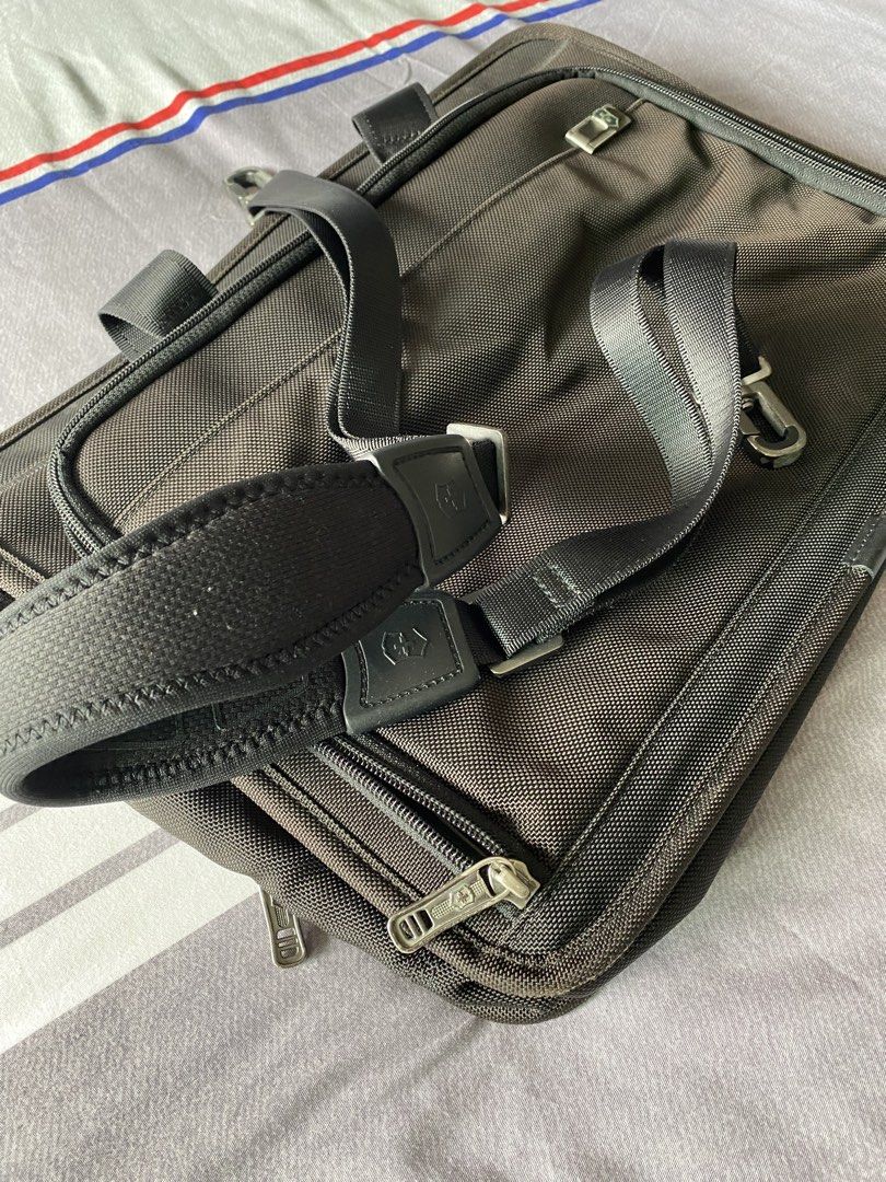 Victorinox Laptop Bag - Black449160120580198403