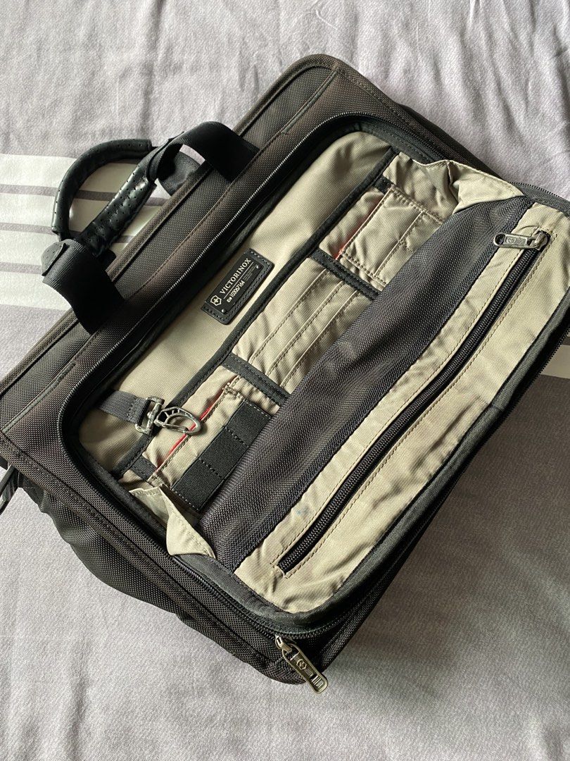 Victorinox Laptop Bag - Black449160120580198402