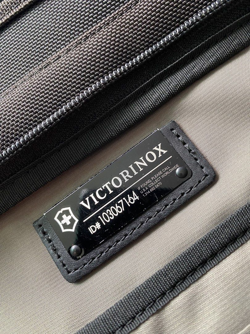 Victorinox Laptop Bag - Black449160120580198400
