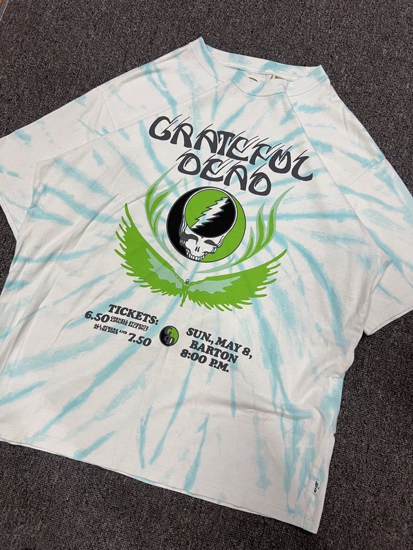 Vintage Levi's Grateful Dead Tie-Dye T-Shirt (Category: Tshirts & Polo Shirts ) located in Cebu City. Submitted by beyond.curations (Listing ID 1436944987, Image 2). Description: - Levi's Grateful Dead tie-dye t-shirt - Size: M - Relaxed fit - Made in Sri Lanka - Crew neck, short sleeves - Features Grateful Dead graphic with logo and concert details.