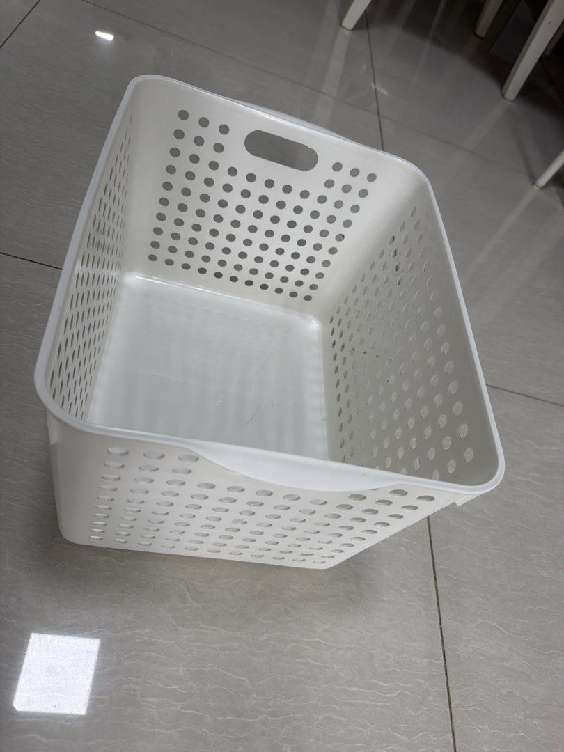 White Perforated Storage Basket449321114178703361