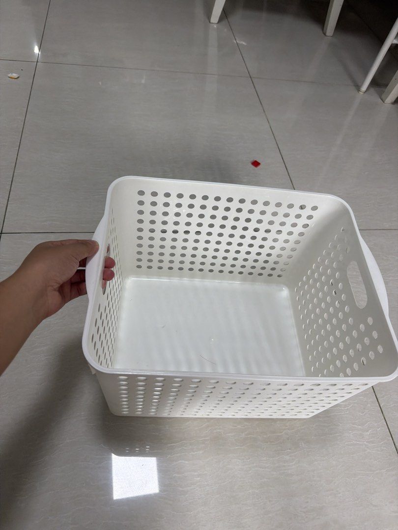 White Perforated Storage Basket449321114178703360