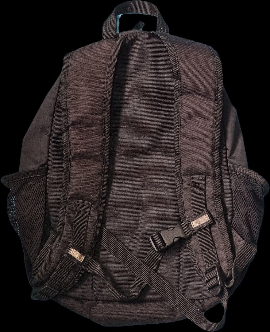 y2k piko backpack (Category: Backpacks) located in Manila. Submitted by jaxxhaven_ (Listing ID 1436885327, Image 2). Description: need wash only color may vary due to lighting 9/10 color rate.