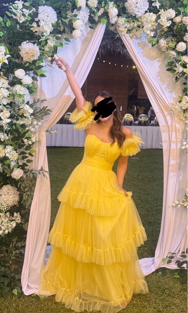Yellow Long Gown/Dress (Category: Evening dresses & gowns) located in Quezon City. Submitted by jkayeb (Listing ID 1436956732, Image 3). Description: Height: 5’ Bust: 32A can Waist: 26-27inches Arm sleeves is removable. Can be worn as tube or off shoulder dress .