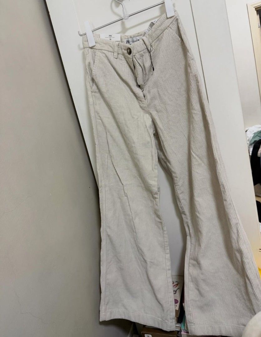 Zara corduroy pants (BNWT) (Category: Jeans) located in Mandaluyong City. Submitted by xcessxpress (Listing ID 1436912553, Image 1). Description: Zara corduroy pants (BNWT) Mid rise full length Size Eur 34 Selling low for only P899.