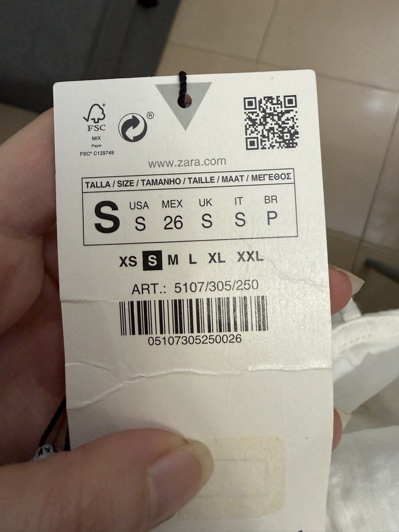 Zara white linen dress (Category: Dresses) located in Bacolod City. Submitted by prelovedbacolod (Listing ID 1436981824, Image 2). Description: Brand new with tag So pretty dress!!.