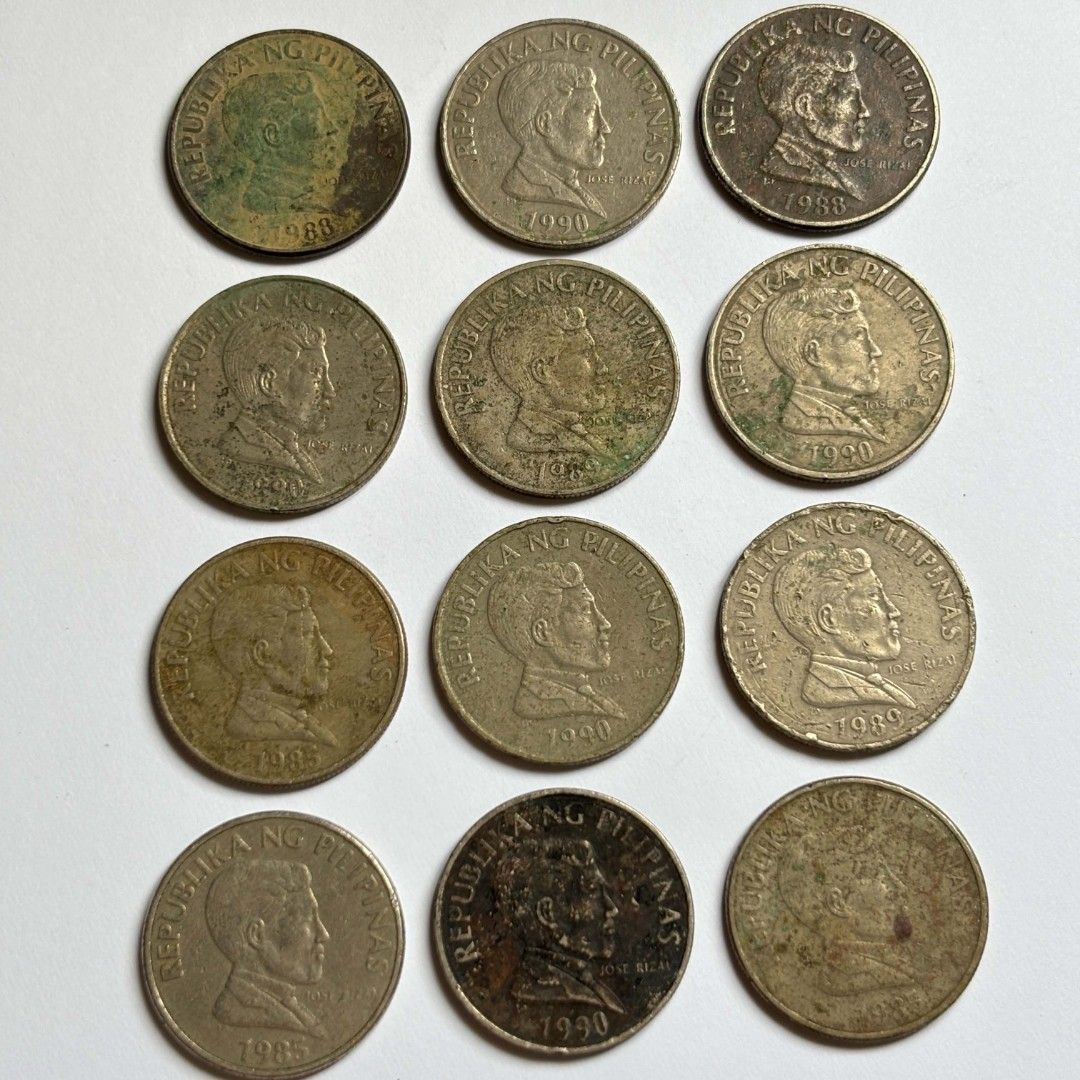1985-1990 1 Peso Ph Coin (Category: Currency) located in Angeles City. Submitted by jam_gabrielle (Listing ID 1441197388, Image 1). Description: 1985-1990 1 Peso Ph Coin - kindly check photo for coin condition - good for coin collectors - please check my other listings for more 💸 180.00 each location: Angeles, Pampanga mod via J&T.