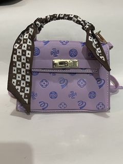 （分類：）位於 。 由 ivy2992 提交（商品編號 1441348611，圖片 1）。簡介： 。