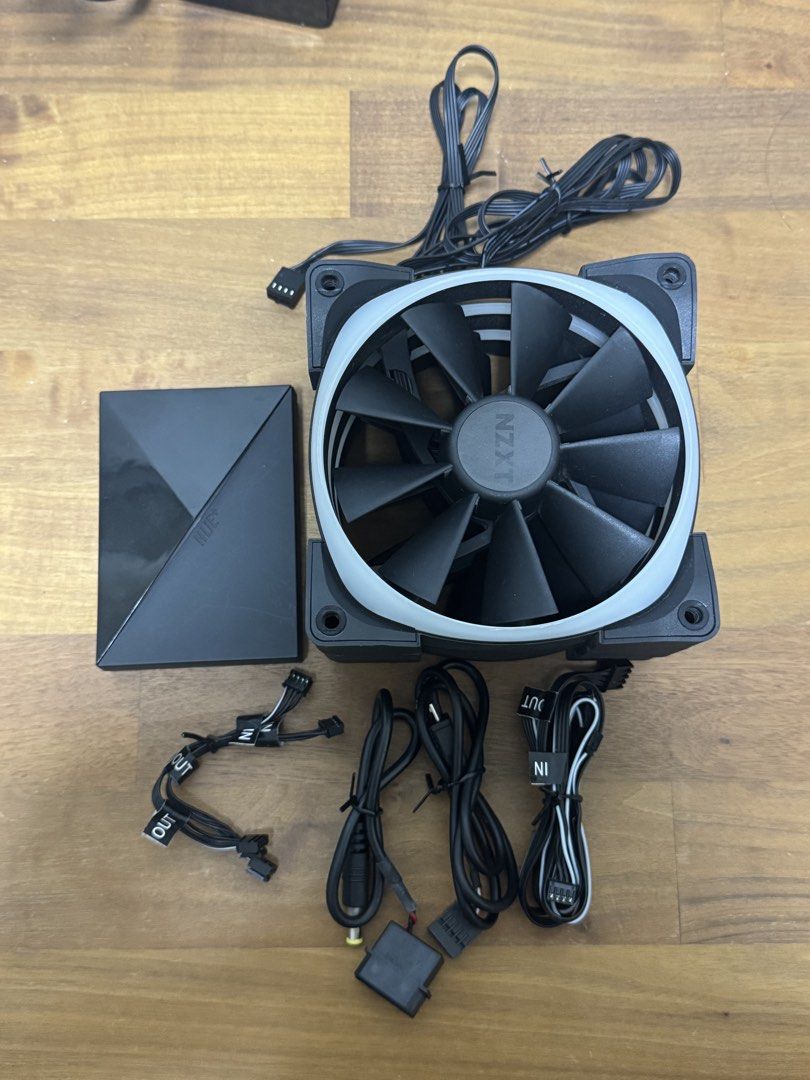 3x NZXT AR120 RGB Fan and HUE+ Controller