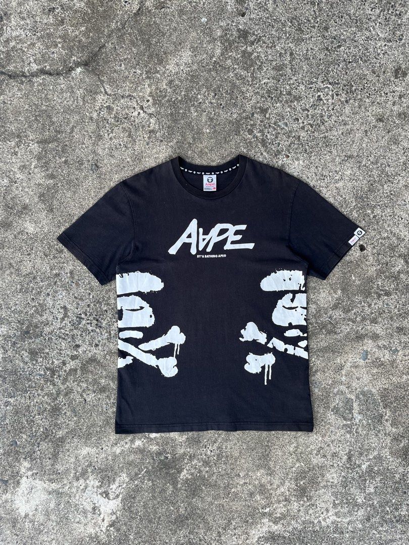 AAPE skull tee (Category: Tshirts & Polo Shirts ) located in Quezon City. Submitted by randomdrop (Listing ID 1441168633, Image 1). Description: AAPE APUNV BLACK TEE •Large on tag •Dimes W 21 L 29 •Issue : minimal peel off sa print •Price : 300 + sf.