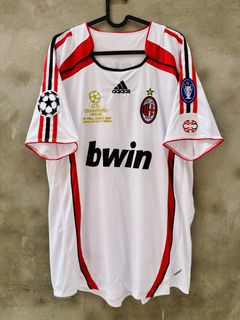 (Category: ) located in . Submitted by calcio_sport_jersey (Listing ID 1441367658, Image 1). Description: .