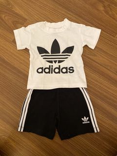 (Category: ) located in . Submitted by babykidstoddlerclothing (Listing ID 1441218905, Image 1). Description: .