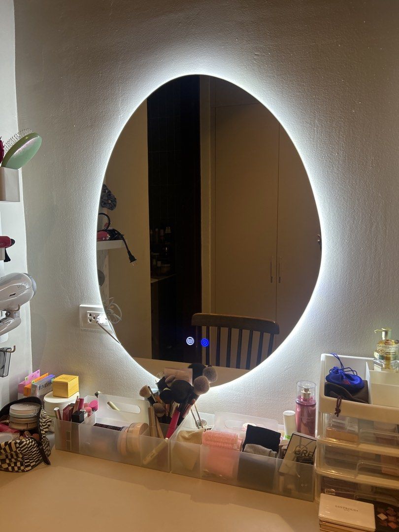 Aesthetif LED Bathroom Mirror with Adjustable Lighting (Category: Mirrors) located in Paranaque City. Submitted by robedeclutters (Listing ID 1441292498, Image 3). Description: SWIPE TO SEE ACTUAL PICS. Modern aesthetic LED mirror! Super sleek 🥰 - can toggle with 3 adjustable light modes (warm, natural, and cool lighting). - has built-in anti-fog button, keeps the mirror clear :D - super easy to install! RFS: accidentally bought 3 pcs 😅 product
