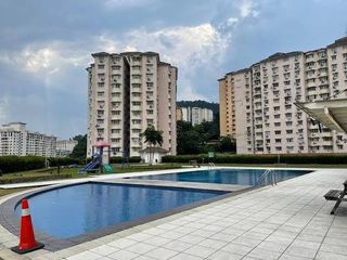 (Category: ) located in . Submitted by ycheng4414 (Listing ID 1441207839, Image 1). Description: .
