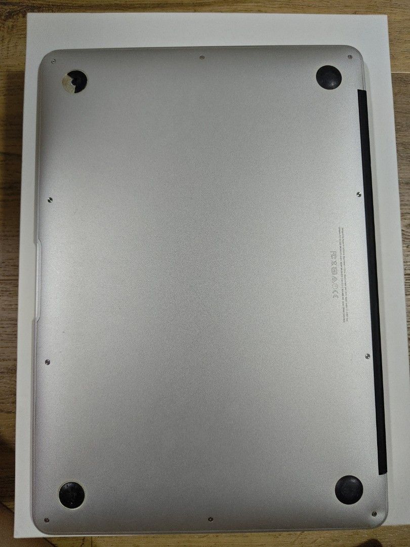 Apple MacBook Air Laptop 13 inch470397537611960322