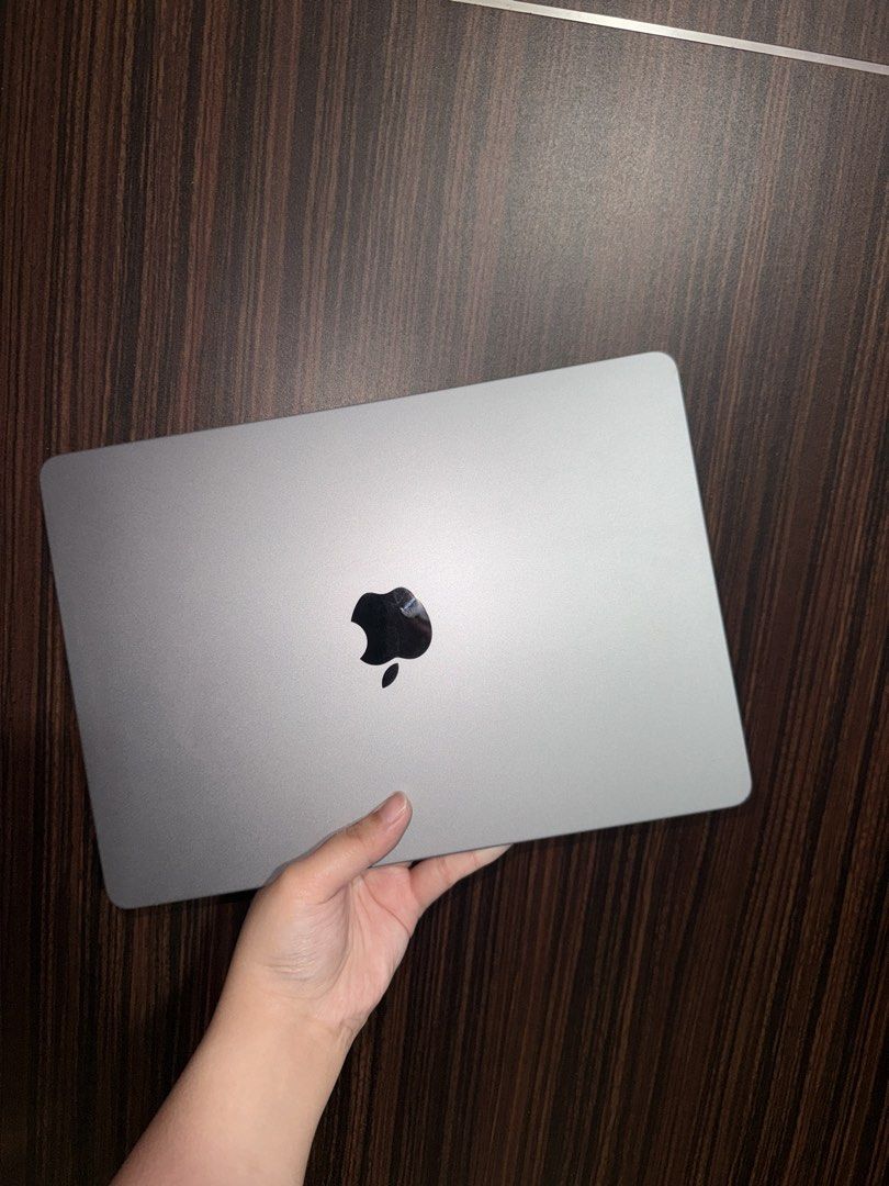 Apple MacBook Air M2 Laptop - Light Gray