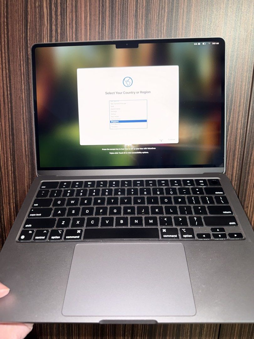 Apple MacBook Air M2 Laptop - Light Gray470541578756444162
