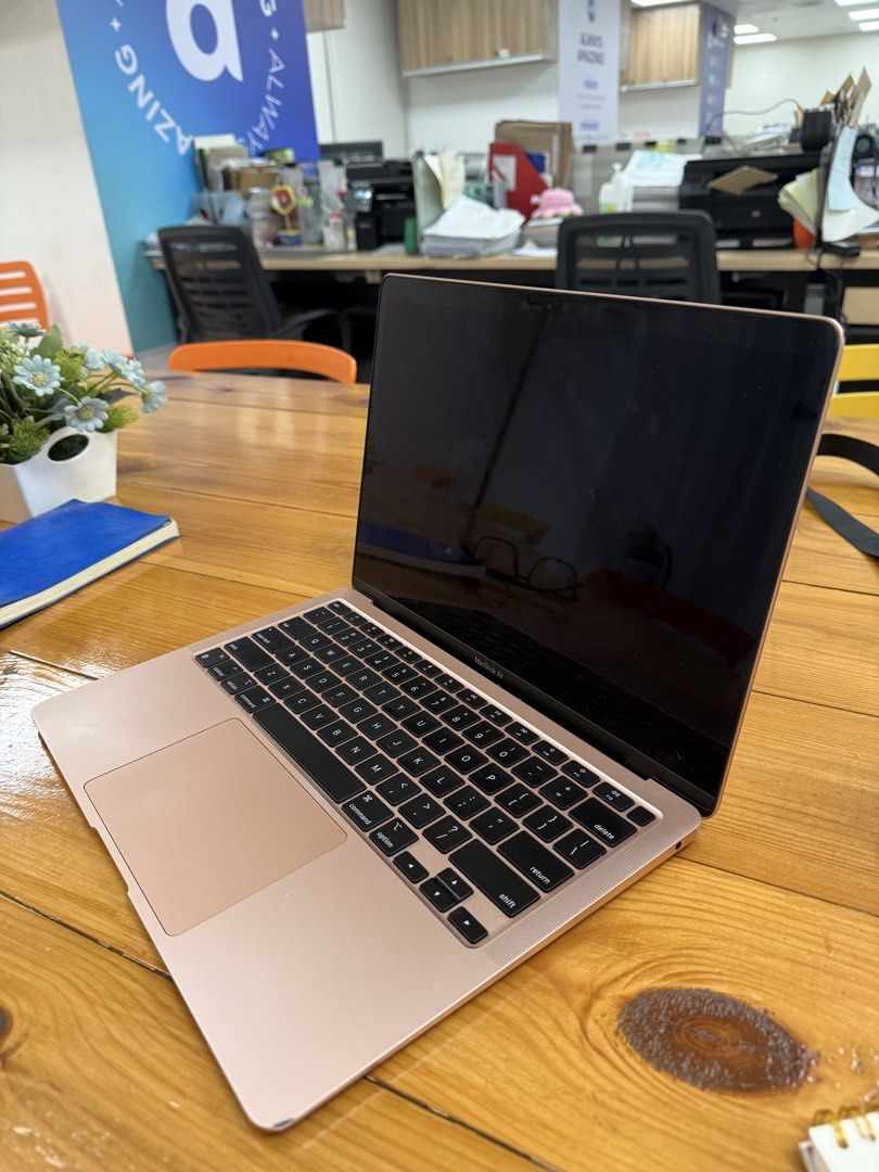 Apple MacBook Air Rose Gold (A2337) (Category: Laptops & Notebooks) located in Pasig City. Submitted by irene_mae1981 (Listing ID 1441170851, Image 1). Description: - Rose gold MacBook Air (Model A2337) - original charger not included - Fully functional and works great.